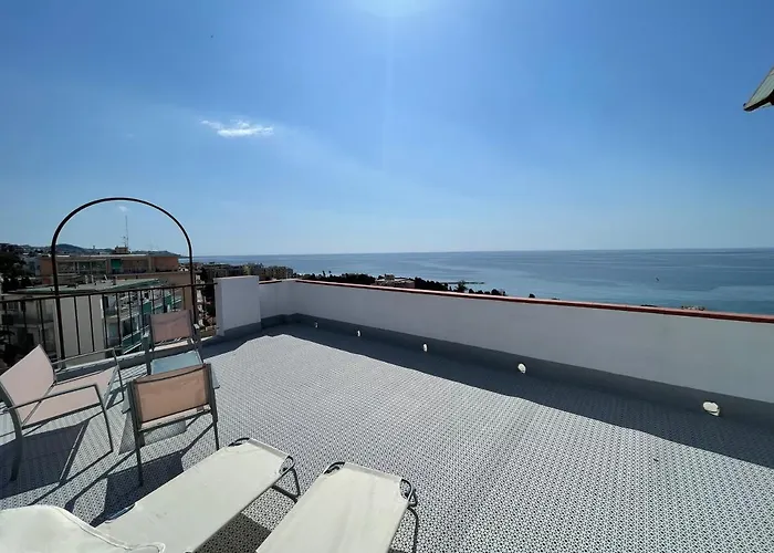 Luxury Penthouse Poseidon Suite - Sanremo